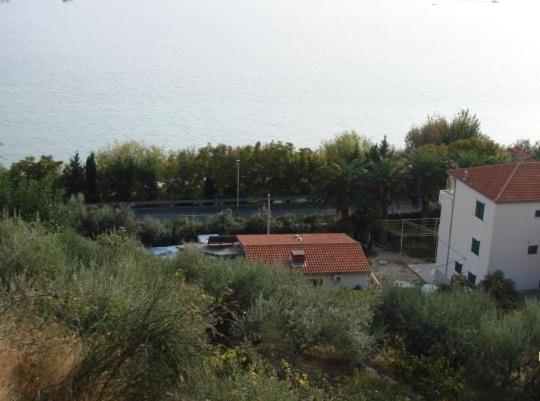 Apartment In Duce With Sea View, Loggia, Air Conditioning, Wi-Fi Экстерьер фото